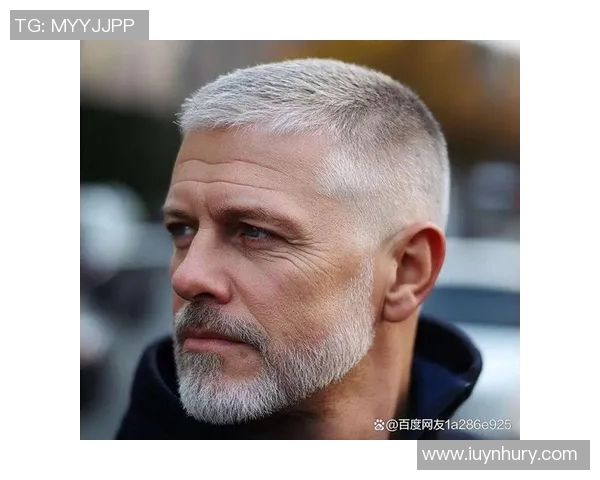 足球明星留毛寸发型的时尚潮流与个性魅力解析